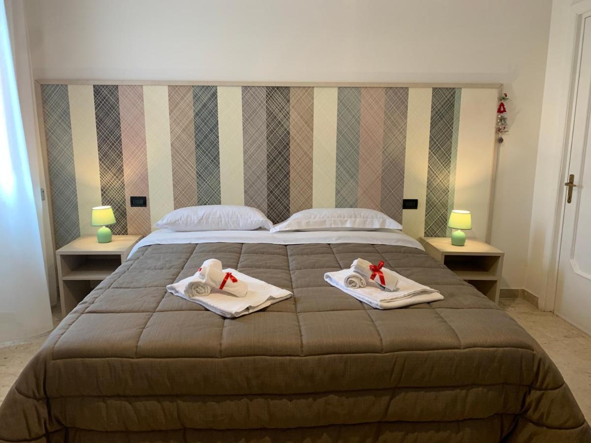 Villa Anna Guesthouse Brindisi Eksteriør billede